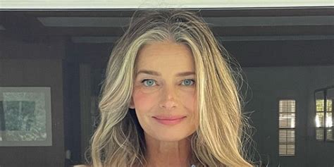 Paulina Porizkova Poses Totally Naked in Bathroom: New Photo